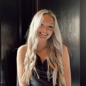Meet your Posher, Alyssa
